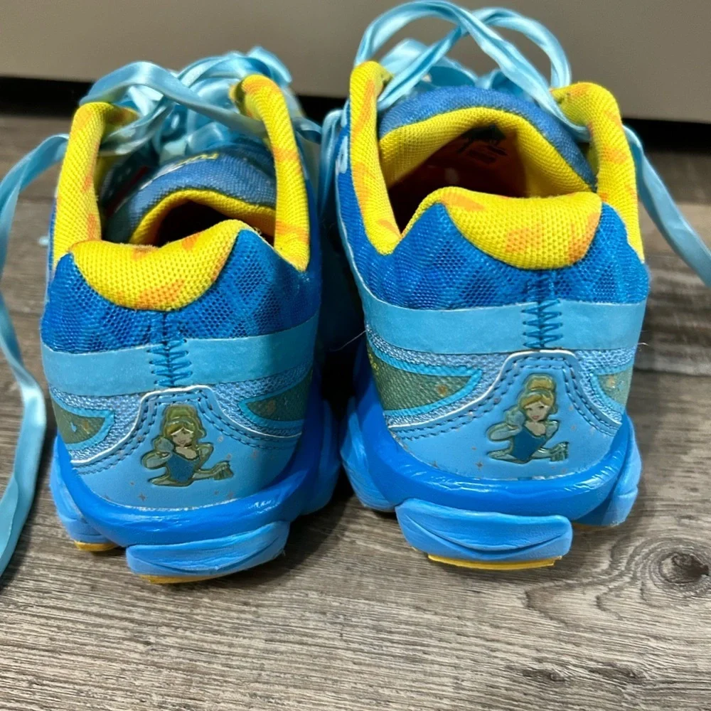 New Balance Run Disney runDisney Princess Cinderella  2014 satin Ribbon laces